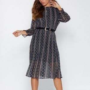 Nasty Gal Floral & Stripe Pleaded Midi Dress. NWT. Size S/M